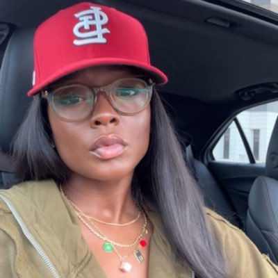 ALXNDRA Profile