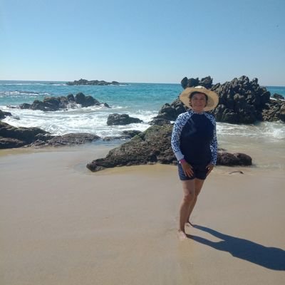 NataliaCedillo9's profile picture. Soy mexicana me gusta leer, cultivar árboles frutales, amo la naturaleza, el mar y el universo.