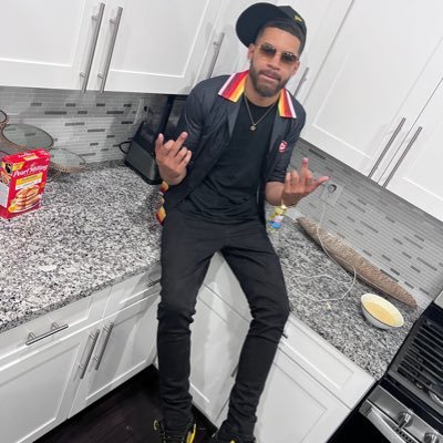 2of1 •🍊• Hope Dealer 🪔🛐 • Automotive Trapper 🏚️🪤