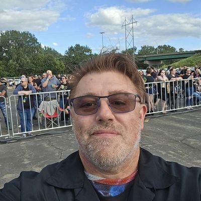 PaulAle2484302's profile picture. I am an underwater engineering