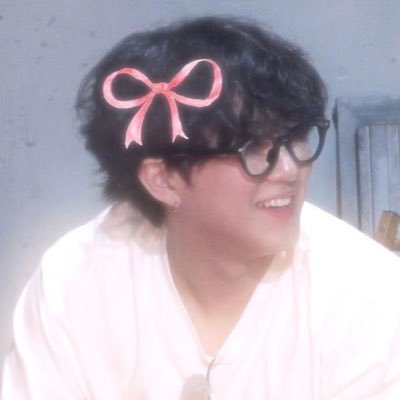 minbin's bi girlfriend and no. 1 chan enjoyer #lovestay