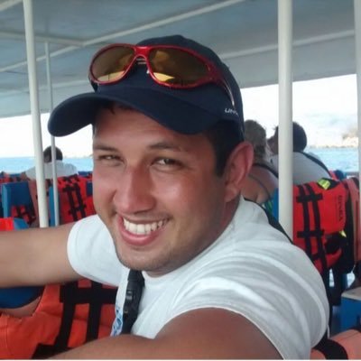 Jonatha97483581's profile picture. loco