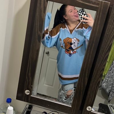 I'd stop crying but my mom didn't raise a quitter. |she/her|