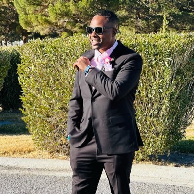 Put God First #Father #Husband 07 @mesacc BSU President #FormerCollegiateAthlete #DPHSALUMNI @bornreadysportsllc #flagfootball #7v7 #tackle #recruiting
