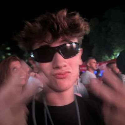 f1topeleclerc's profile picture. .