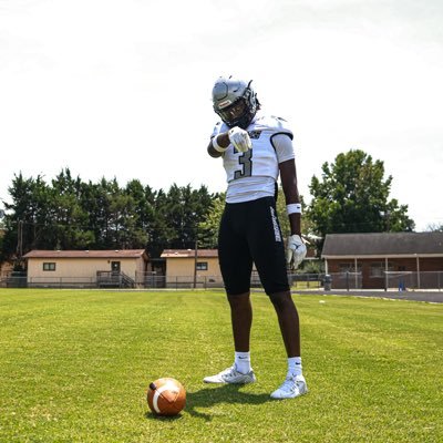 D1 Bounceback #LOUCOProduct || 6’1” 190lbs DB || 4.47 40 lsr ||Former 3⭐️||Business Inquiries- #: 336-558-0509, Email: IsaiahIrvin29@gmail.com, C/O 29’