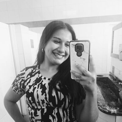 Géminis..♊ 
feliz de la vida ✨