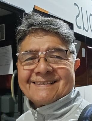Adm de Empresas
Master en Contrataciones Públicas
Jefe de Adquisiciones EsSalud
