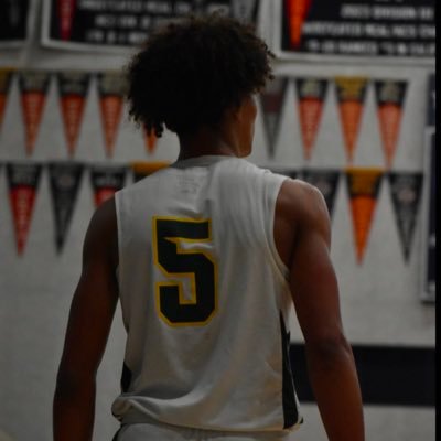 Millermorgan26's profile picture. San Marin High School || Varsity C/O 2026 G/wing🏀🏈|| 6’ 4|| 3.77 GPA