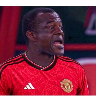 🇯🇲 ||•Human beings nuh trustable•||🖤 Manchester United⚽️❤🔴