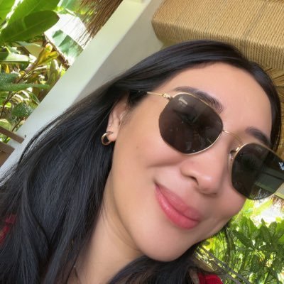 jalzona's profile picture. Live life to the fullest