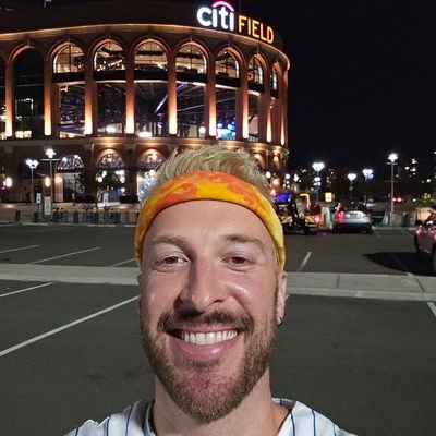 I used to tweet about boxing. Now it's mostly Mets and random thoughts no one cares about. LFGM