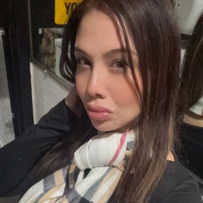 NatV3313's profile picture. Living Life/ Envy 💅🏻👑