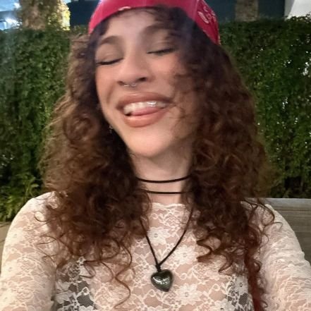 AndresV69718379's profile picture. My favorite people: las yeguas 💗🫦
🇨🇴