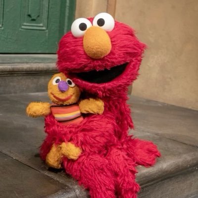 siopoggg's profile picture. i love sesame street