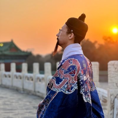 YUNMINGCN's profile picture. 守得雲開見月明