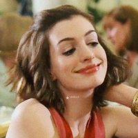 mia☆ (@hathawaysbae) 's Twitter Profile