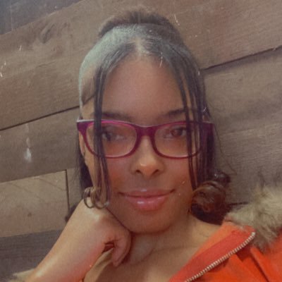 mauvegal96's profile picture. 28 | Pisces ♓️