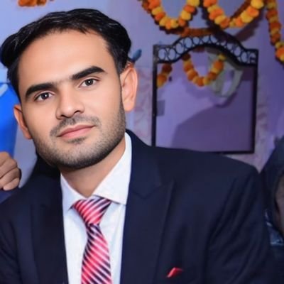 ZeeshanLatifi's profile picture. #Alhamdulillah !!! Proud To Be Indian Muslim ❤️ ❤Me cute & innocent jst like sweet😇 ❤I luv so much my parents & friends 😇