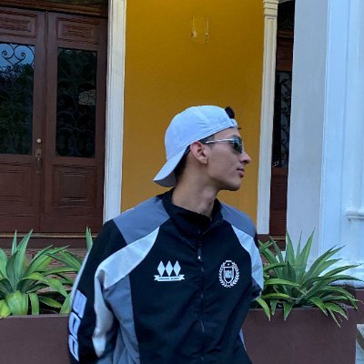 fermrg_'s profile picture. me quejo de cada escenario de la vida, thanks