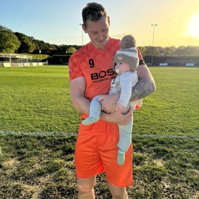 charliepostance's profile picture. 