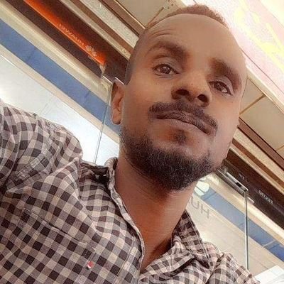 7ISHAM_SH's profile picture. الإنسحاب أحياناً يكون حل وشجاعة، إما ان تنقذ نفسك او تحمي غيرك