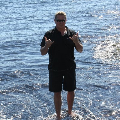 Dave3993's profile picture. Love to travel to exotic places and ride my motorcycle. I don’t DM. Never will respond to strangers. Thx 🙏