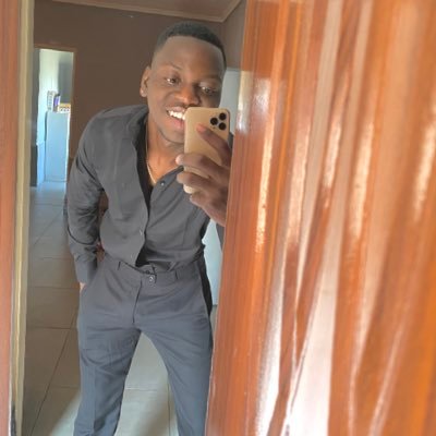 MwamzyNine6's profile picture. 🇿🇲 Rapper// Zambian trap ting 😝/introvert..Mechanical Engineer # for bookings email —isaacmwanzatheerapper@gmail.com