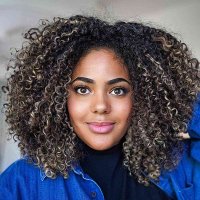 Ali Hazelwood (@sofiahbook) 's Twitter Profile