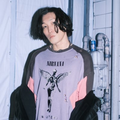 neknee's profile picture. 🖥 Designer ⚙️ VJ software #metakinetica ❤️ Digital Art, 3DCG 🍛 Curry Addict 😶‍🌫️ Shisha 🏋️‍♀️ Workout, CF-L1 Trainer