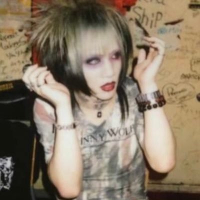 Cahia145197's profile picture. karasusu mew