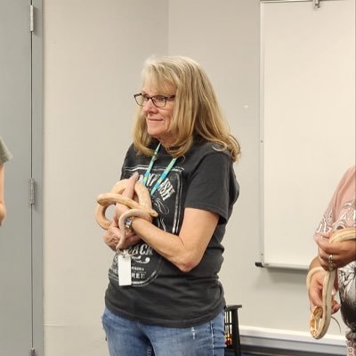 BePo_33's profile picture. Christian, Mother, Wife, Gigi, Sped Teacher, True Crime Lover, Native Iowan, Still Learning