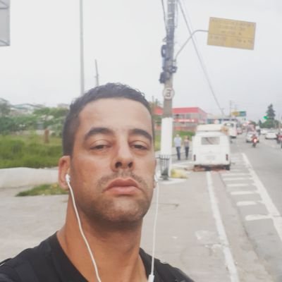 Meu Twitter,minhas regras.Ofensas não serão respondidas,só levarão block.Cuidado com o que posta,um print me ofendendo se tornará um processo.