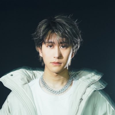 VELLE.J @vellej_official ふみくんです。Instagram5.万人目標❤️🔥