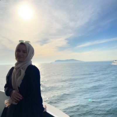 busrahnmm's profile picture. burda durarak onları rahatsız edecegiz