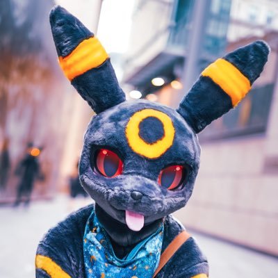 Hi, I'm Lexy!
🐈🐾 Part-time cat //
🐈💻 Embedded software engineer //
🐈🧵 I make suits sometimes