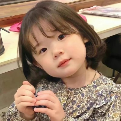 HanEunjeong_g's profile picture. 나처럼 흥미로운 사람들과 함께 있을 수 있는 시간은 평생이다.