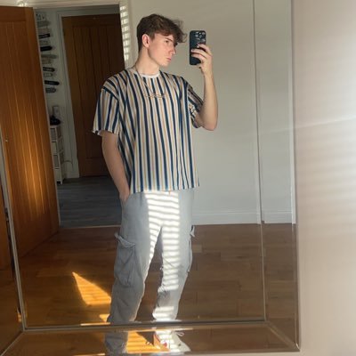 27~nsfw~english~constantly horny and constantly yapping~MDNI~ findom~ https://t.co/G9QuoWqELb