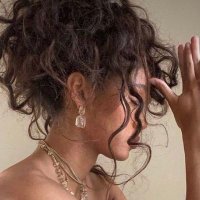 ana ♡ (@vandijkrow) 's Twitter Profile