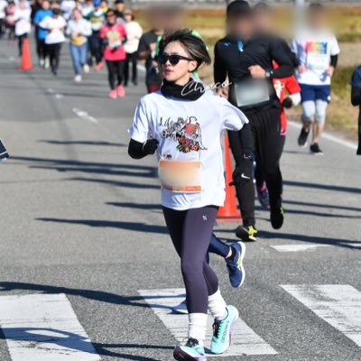 体力が欲しい元ゲーマー鈍足主婦の成長記録/ランニング/筋トレ/ビール好き🍺/今までのマラソンは固定ポストへ👇/お出かけ子ザメ推し/お別れはブロ解で