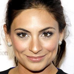 KhaSalen's profile picture. Je suis fan de Sofia Essaidi depuis 2010

Mes Préférés Sofia Essaidi ,Adrien Galo Kamel Ouali , Mehdi Kerkouche ,Bernard Bontiel  Fanny Fourquez