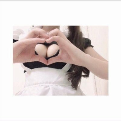 裏アカ始めました🌸25歳看護師してます。えっちな話しは好きですが、出会いは消極的。人見知りなので期待しないで下さい💔