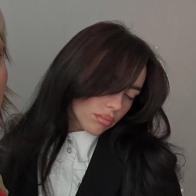 bittersuitee's profile picture. 