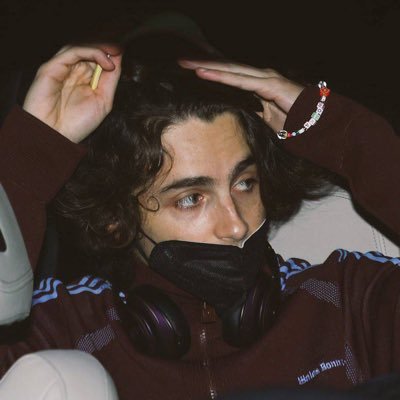 MARTY SEASON 🏓 professional, full time, Timothée Chalamet painter (and poster)