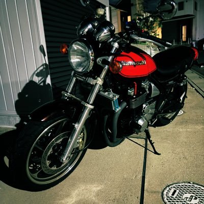 基本ソロツー 平日ライダー kawasaki LOVE メカニック🔧 back number好き ゼファー1100 ゼファー750RS ゼファーχ ZRX1200DAEG