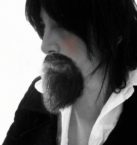 Pagly8's profile picture. Vedo cose, faccio gente.