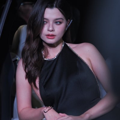 Stayfreenbecky's profile picture. ติดตาม #เพียงเธอ #สเน่หาวาโย #CraniumGL ตอนนี้หวีด #หลิงออม หนักมาก