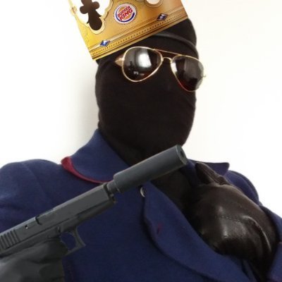 Racism speedrunner (I play SPACE MARINE 2 in German). Vchuba debut soon™. I occasionally remember this is an art account.