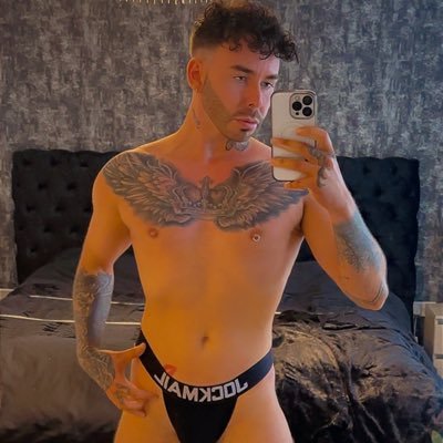 Adult Content Creator 🔥 | Scottish lad 🏴 | VERS ⬆️⬇️ |
