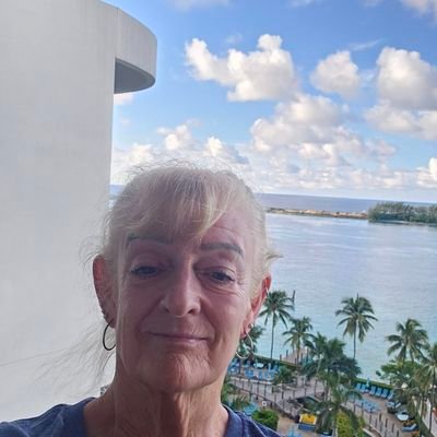 AnitaLuvsF1's profile picture. Single Cat Lady💙that luvs F1,Indy Car, WEC,IMSA,Aston Martin,Dodgers, Rams,Dolphins Man Utd,Real Madrid. Alonso is back im soooooooooohappy. 💚🤍👍🇪🇦